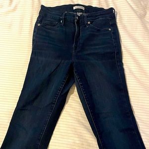 Good American Size 4/27.